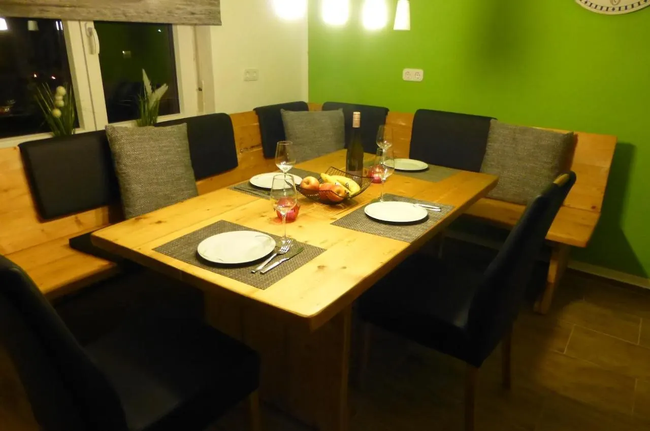 Apartment Ferienwohnung Lorke Thiersheim